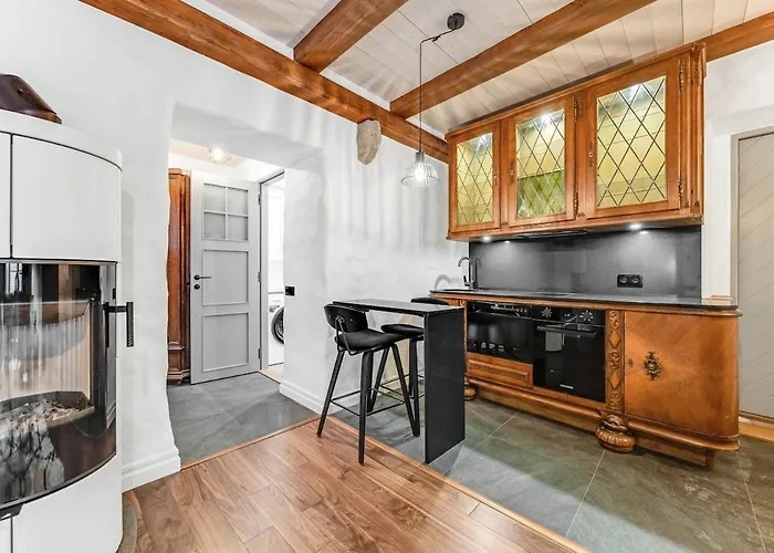 Cozy Nest In The Old Town Апартаменти Таллінн