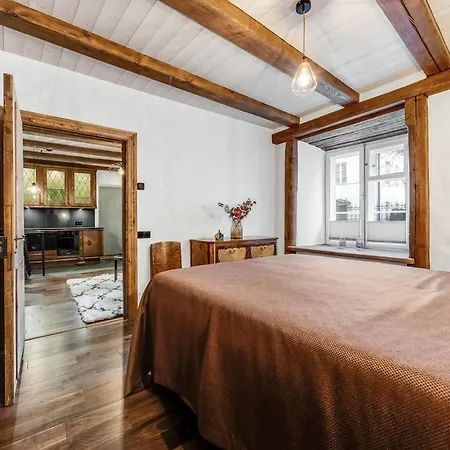 Апартаменты Cozy Nest In The Old Town
