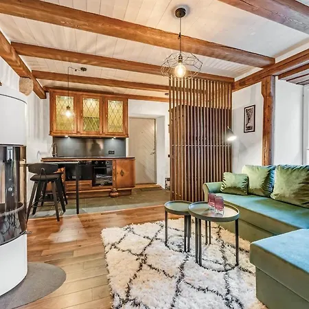 Cozy Nest In The Old Town