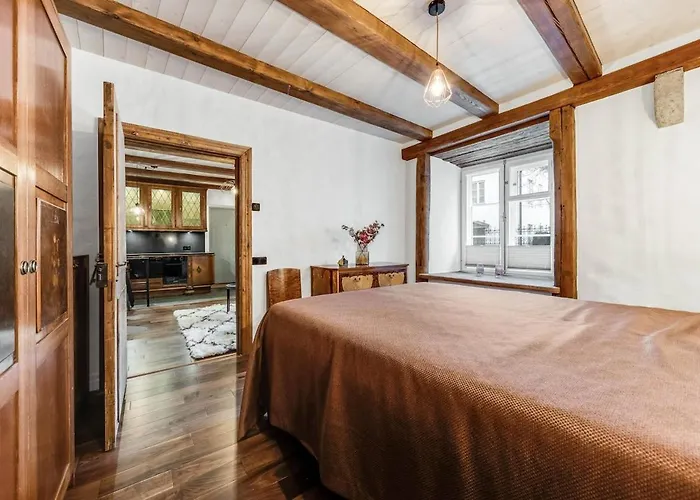 Daire Cozy Nest In The Old Town