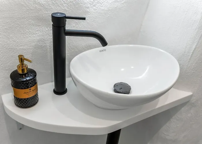 Cozy Nest In The Old Town Daire